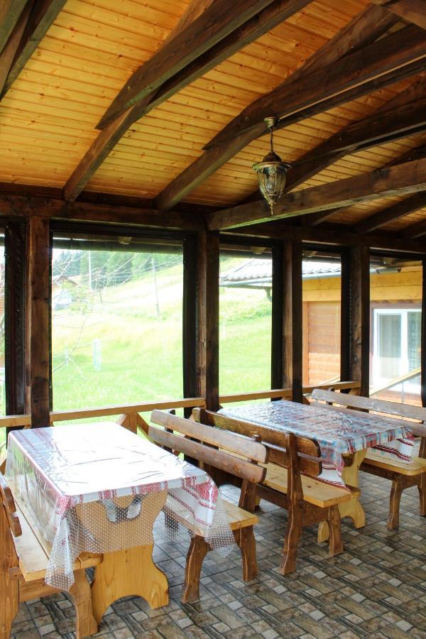 Гостьовий Дім "У Ані" Yablunytsya Ngoại thất bức ảnh